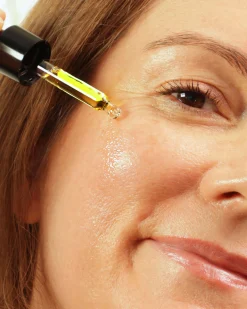 Bio-Retinol + C Booster