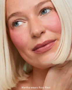Blurring Pillow Blush