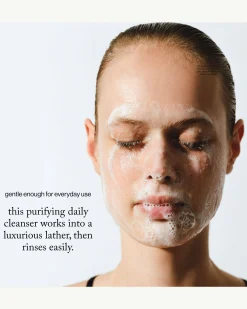 Daily Detox Foaming Cleanser