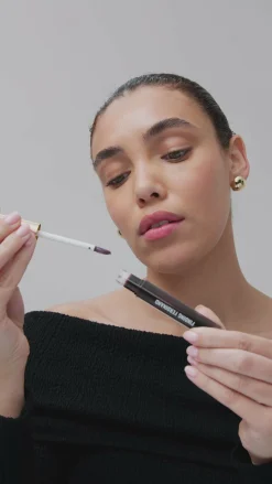 Delicate Gloss