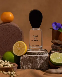 Flor de Madera Eau de Parfum