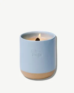 Forever Candle No 05 — Clove, Lavender, Cedarwood
