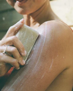 Hoppin' Fresh Exfoliating Bar Soap with Volcanic Rock