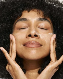 La Crème All In One Daily Moisturizer