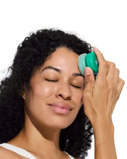 Le Disque Gentle Cleansing Tool