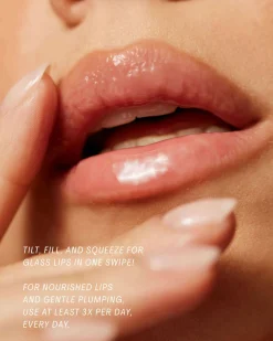 Lip Oasis™️ Glossy Treatment