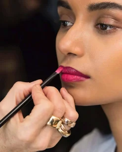 Luxury Lip Brush