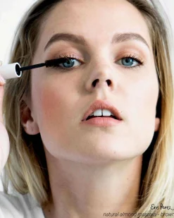 Natural Almond Mascara