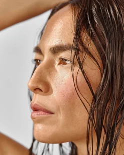 Skin Barrier Sun Shield SPF 30