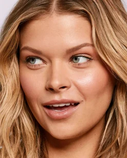 Slip Tint™ - Lightweight Tinted Moisturizer with Mineral Zinc SPF 35 and Hyaluronic Acid