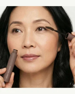 The Big Reveal Fluff and Hold Volumizing Mascara